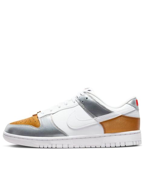 Nike (WMNS) Nike Dunk Low SE 'Silver Gold Metallic' DH4403-700