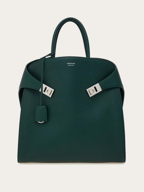 Hug tote bag