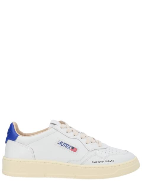 AUTRY MEDALIST LOW LEATHER SNEAKER WITH LOGO
