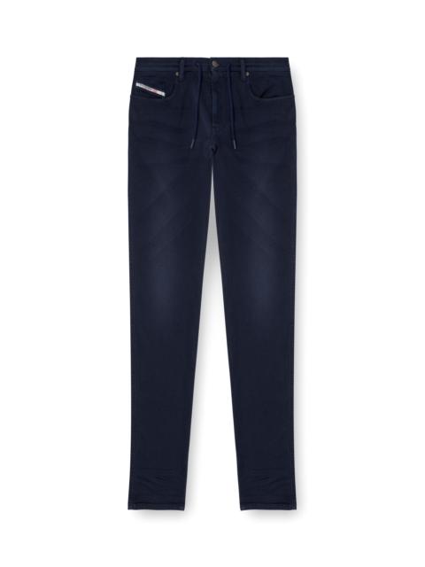Diesel SLIM 2062 D-STRUKT JOGGJEANS® 0670M