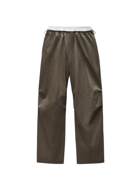Alexander Wang MID-RISE LOGO ELASTIC PANTS W/ ARTICULATED KNEE (ARMY GREEN)