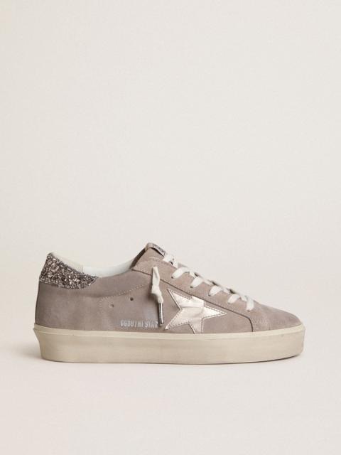 Golden Goose Women’s Hi Star sneakers in beige suede with laminated leather star and glitter heel tab