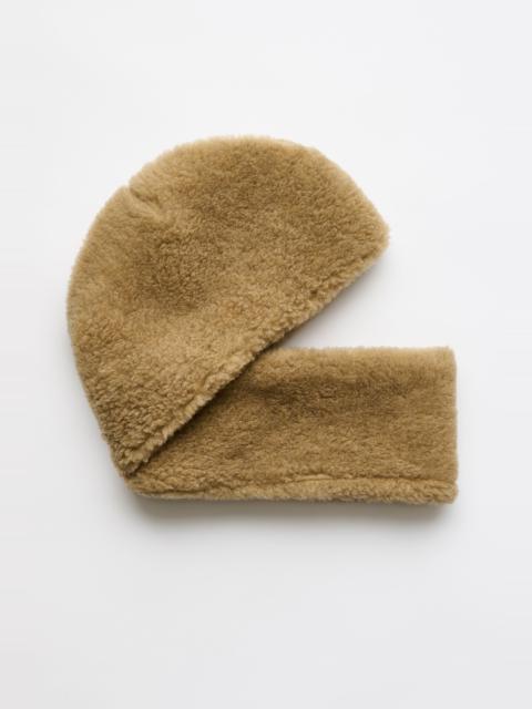 Our Legacy Snood Dusty Natural Curly Wool