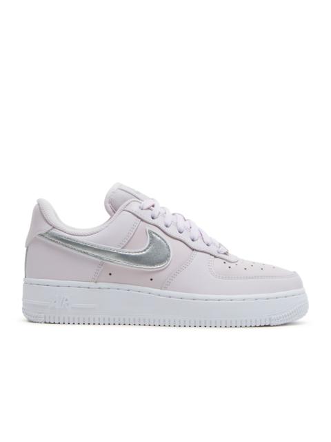 Nike WMNS AIR FORCE 1 '07 ESSENTIAL 'VENICE METALLIC SILVER'