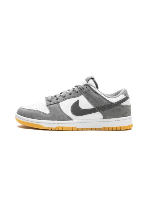 Nike Dunk Low "Smoke Grey"