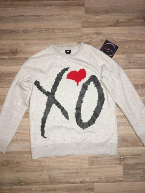 Other Designers H&M - The Weeknd x H&M XO Oversized Crewneck Sweatshirt heart
