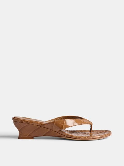LE MONDE BÉRYL Micro Wedge Thong / Brown Croc Effect Leather