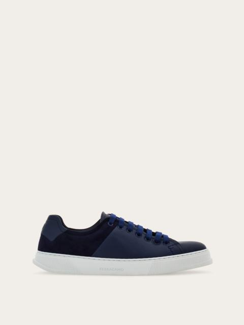 AMI Paris Low-Top Sneakers Ami De Coeur | REVERSIBLE