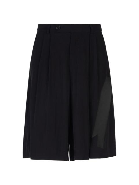 Framis-tape pleated bermuda shorts