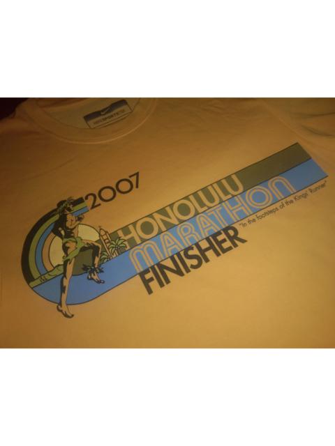 Nike VTG 2000s Nike Honolulu Hawaii Marathon Finisher tshirt