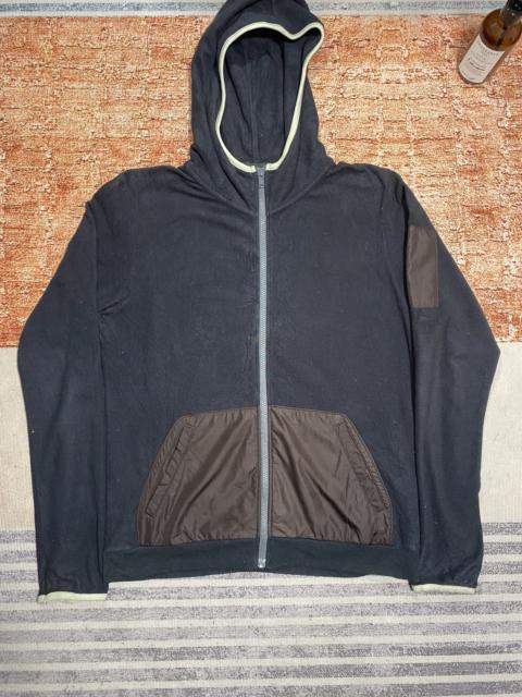UNDERCOVER (I) UNIQLO UNDERCOVER LITE SWEATER FLEECE