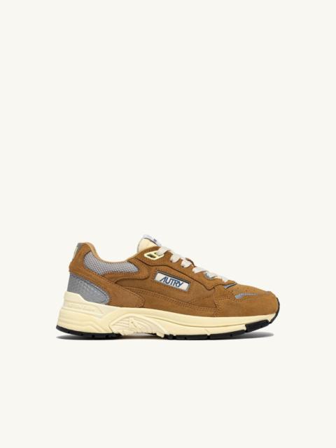 AUTRY HYPERWAY SNEAKERS IN COPPER AND SILVER MESH AND SUEDE