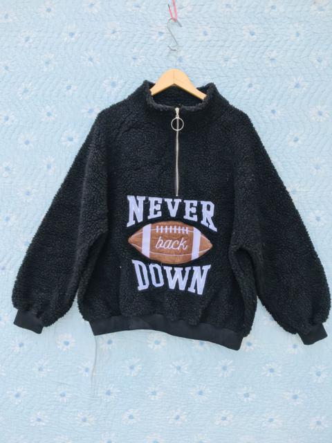 Other Designers Other - (B90). NEVER BACK DOWN SWEATSHIRT