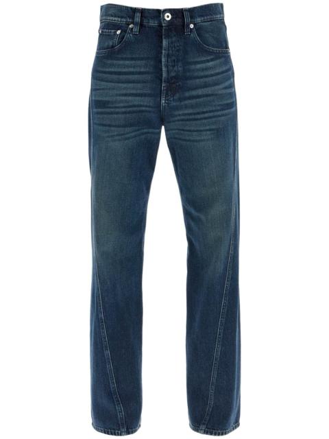 JEANS WITH TWISTED SEAMS