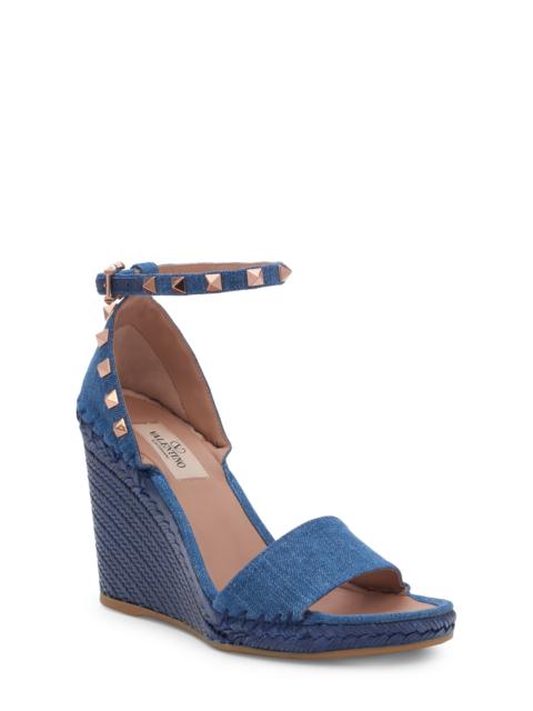 Valentino Valentino Garavani Rockstud Denim Espadrille Wedge Sandal in Denim/Rose Cannelle at Nordstrom