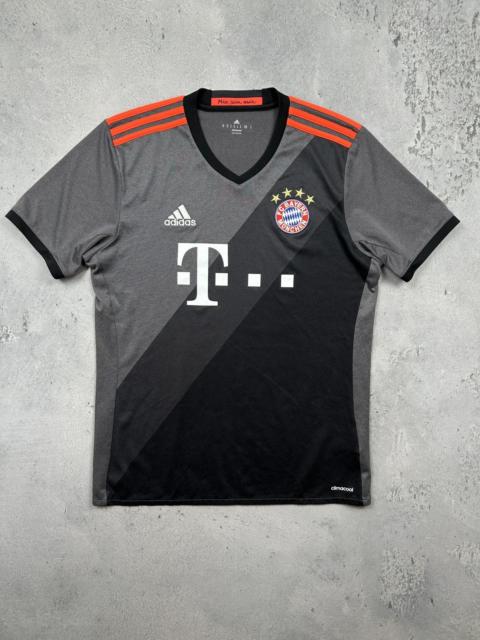 adidas Vintage Adidas Bayern Munich Away Jersey 2016/17 Black Gray