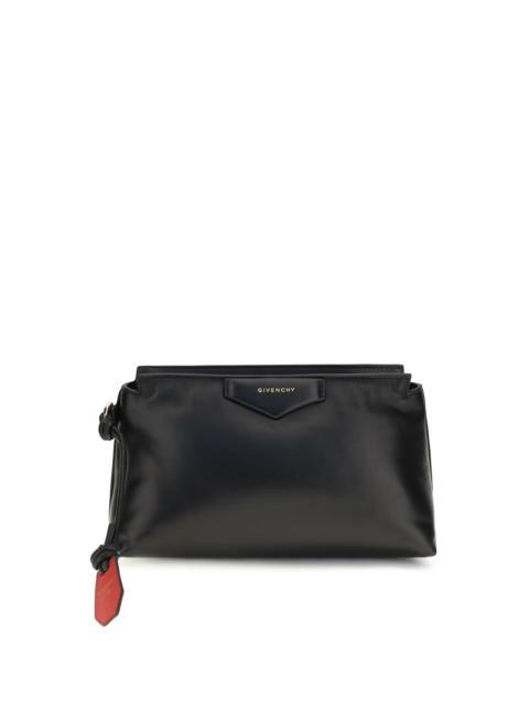 Givenchy Givenchy Antigona Bomber Lambskin Pouch Black