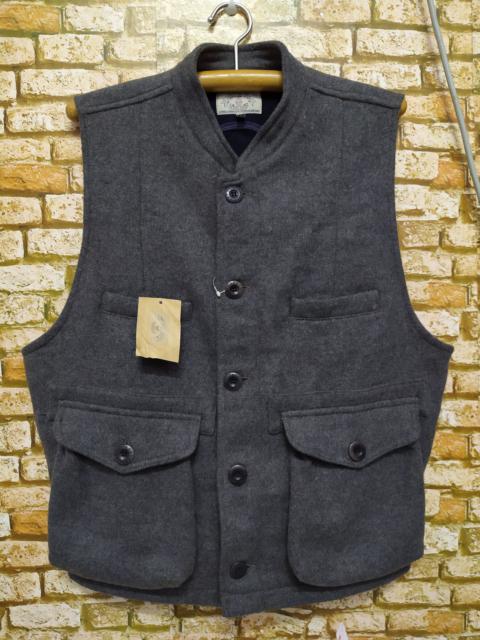 Other Designers ARMANI SLEEVELESS JACKET (B333)