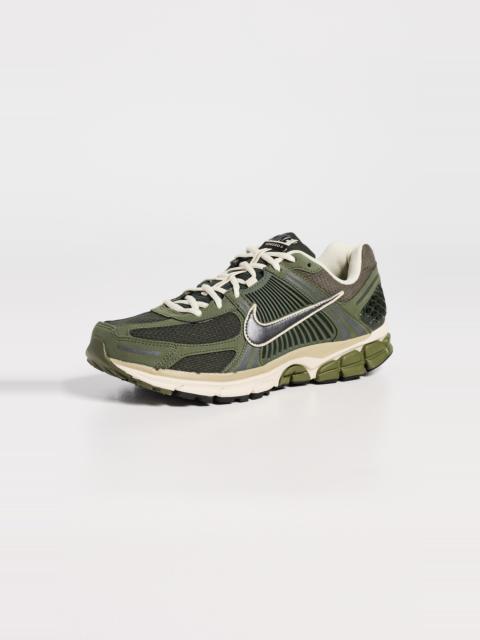 Nike Zoom Vomero 5 SE Sneakers
