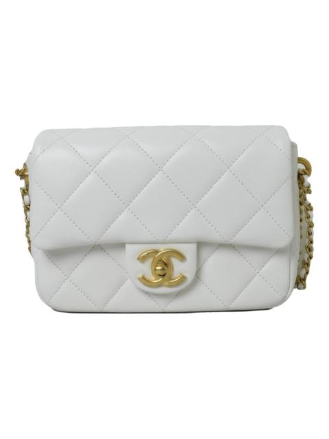 CHANEL Trendy CC Flap leather bag