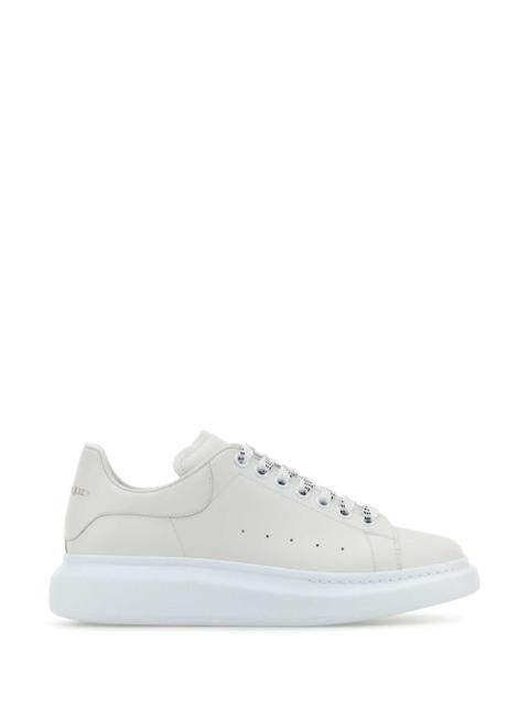 Alexander McQueen Alexander Mcqueen Men Chalk Leather Sneakers With Chalk Leather Heel