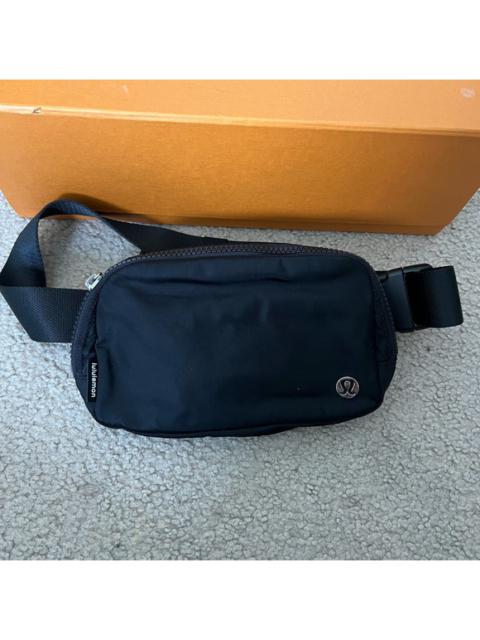 Other Designers lululemon athletica - Lululemon Everywhere Women's Belt Bag Black Fanny Pack