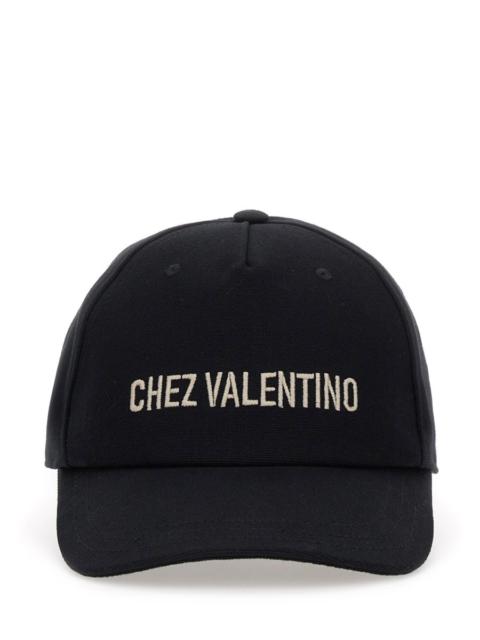 キャップ VALENTINO \"CHEZ VALENTINE\" BASEBALL HAT (6W2HDA41WGJ 9LP) Valentino Garavani Chez Baseball Cap | Pink | FARFETCH IN