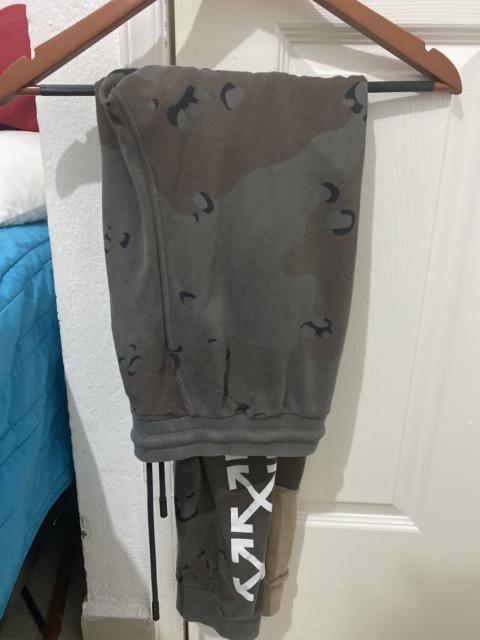 Off-White Off white cammo pants