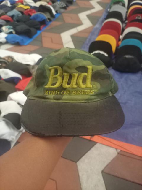 Other Designers VINTAGE DISTRESSED CAMO BUDWEISER HAT