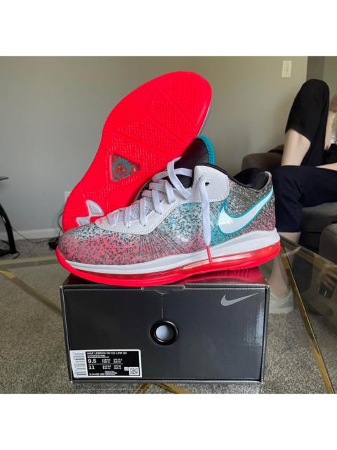 Nike DJ4436-100 LEBRON Viii V/2 LOW QS “MiAMi NiGHTS” SOLAR RED