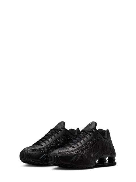Nike Shox R4 Sneaker in Black/Dark Smoke Grey at Nordstrom