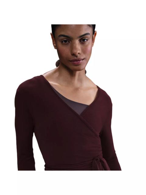 Nike Women's One Relaxed Dri-FIT Top -Burgundy