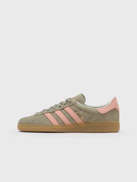 adidas MUENCHEN W