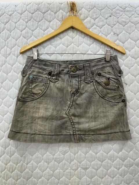 Burberry (Fff). BURBERRYS BLUE LABEL HYPEBEAST DENIM SKIRTS