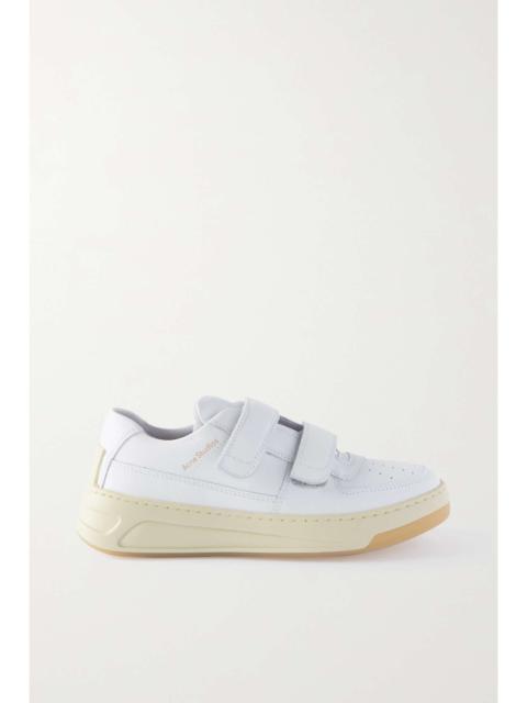 Leather sneakers