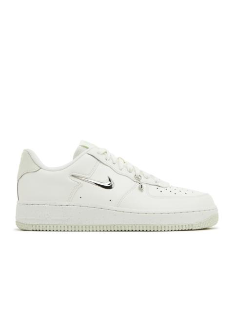 Nike WMNS AIR FORCE 1 '07 SE NEXT NATURE 'SAIL VAPOR GREEN'