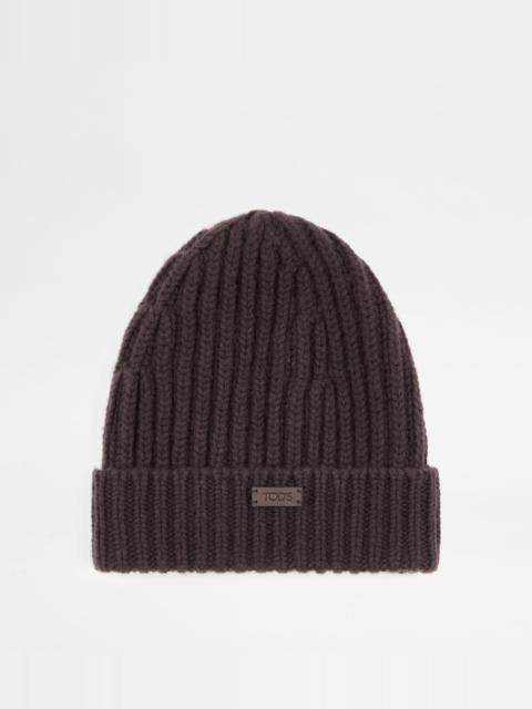 Tod's BEANIE IN CASHMERE - BROWN
