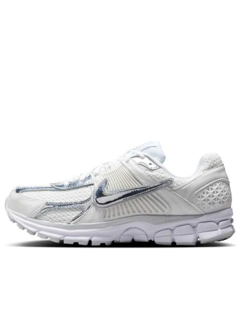 Nike (WMNS) Nike Air Zoom Vomero 5 'Chrome Toe' HF7723-100