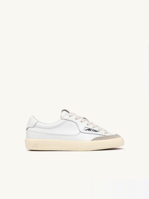 AUTRY WINDSCAPE LOW SNEAKERS IN WHITE LEATHER