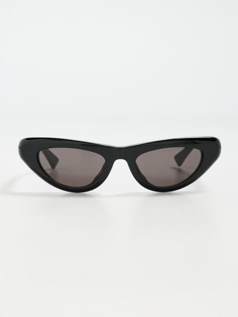 Bottega Veneta Curvy Sunglasses