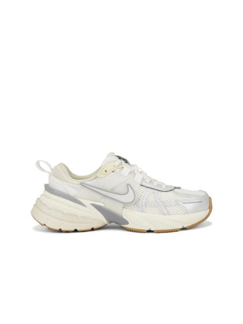Nike V2K Run Sneaker