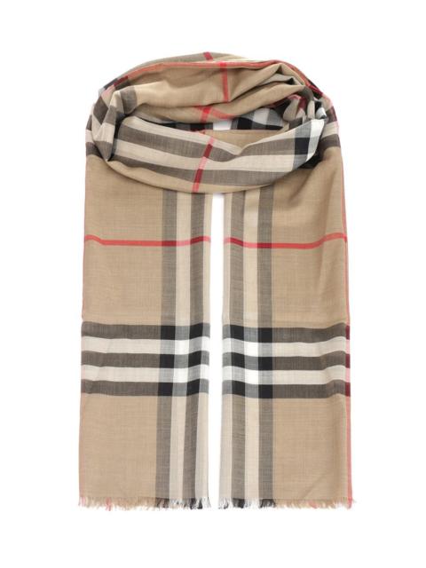 Burberry Burberry Women Scarf In Light Wool And Silk