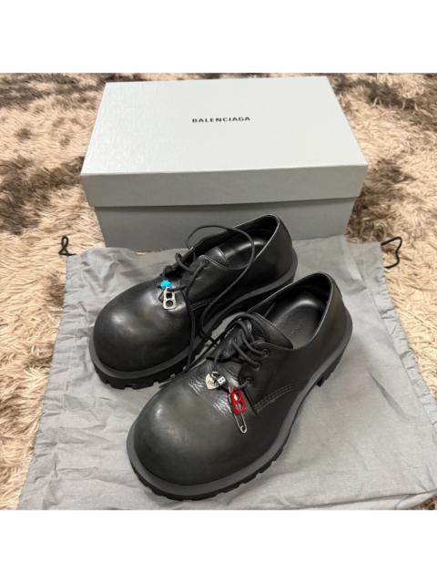 BALENCIAGA BALENCIAGA Hummer Derby Shoes With Charm Limited Edition
