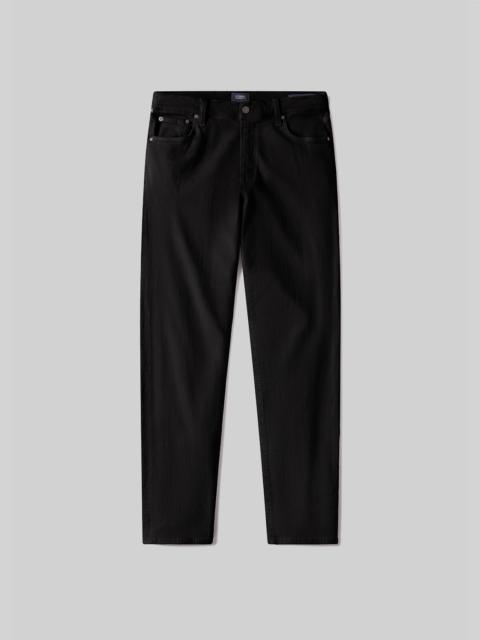 Citizens of Humanity Adler Slim Soft Weft
In Black