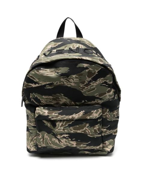 Essential printed backpack