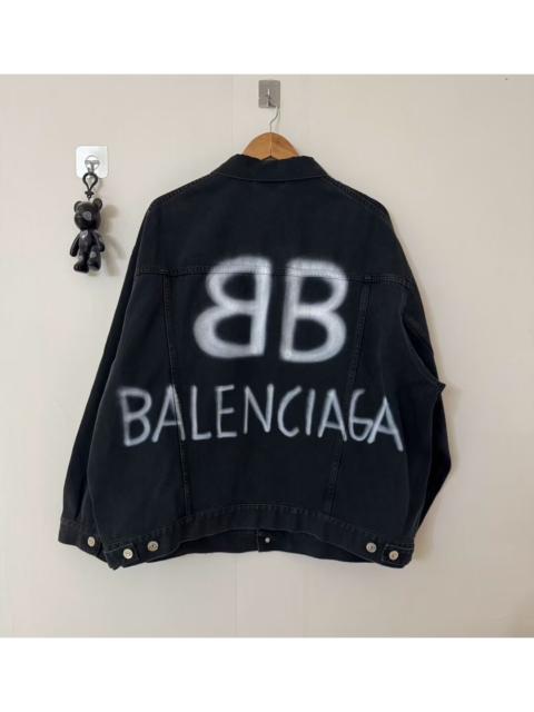 BALENCIAGA Balenciaga spray paint graffiti on the back of a denim jacket