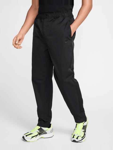 Nike Nike Club Men's Woven Tapered Pants