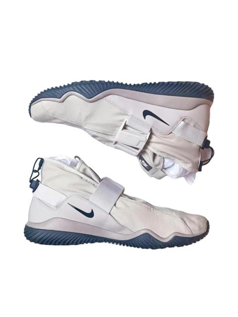 Other Designers Avant Garde - Nike ACG Komyuter Premium Light Bone / Black-Cobblestone