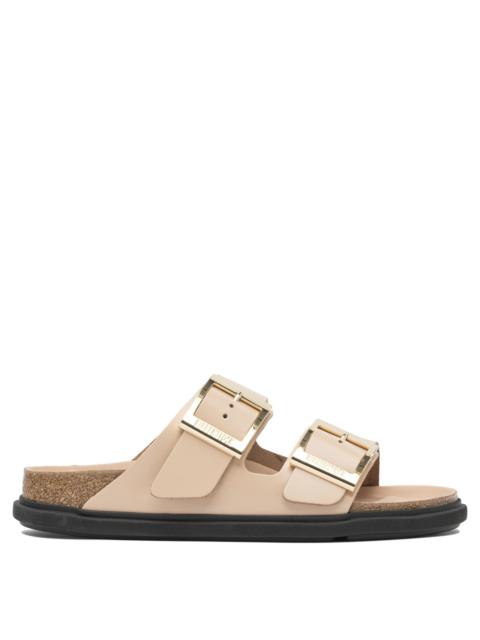 BIRKENSTOCK Birkenstock Arizona Droplet Buckle Low Sandals