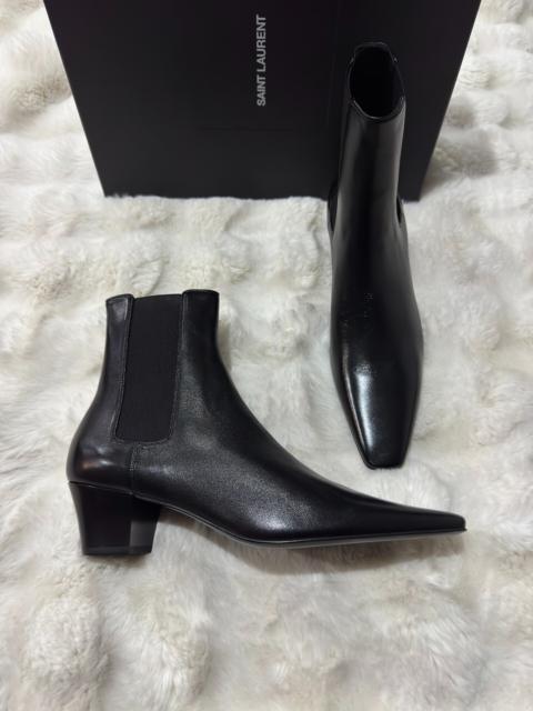SAINT LAURENT Brand new Saint Laurent (SLP) "Rainer" runway boots.
